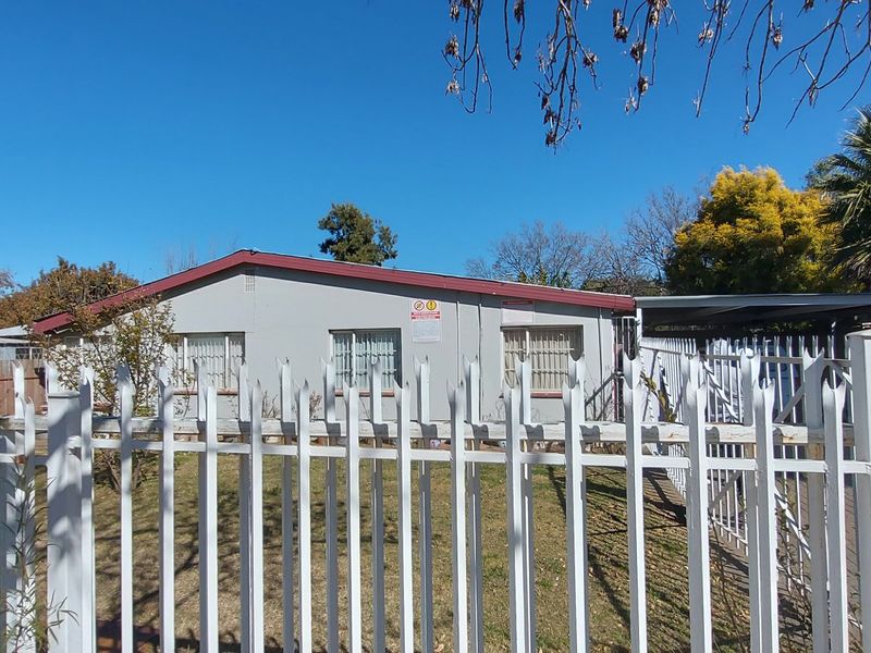 NFSAS approved student accommodation for 13 students in Brandwag, Bloemfontein  - Photo 3