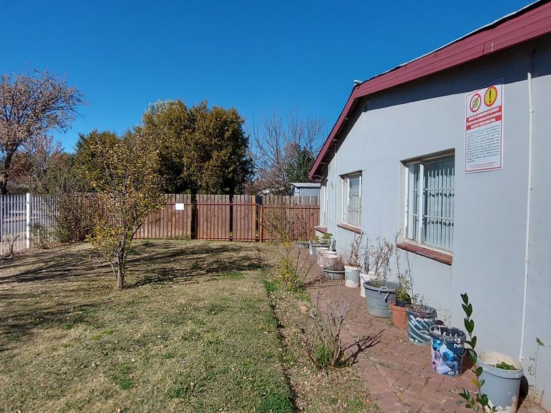 NFSAS approved student accommodation for 13 students in Brandwag, Bloemfontein  - Photo 4