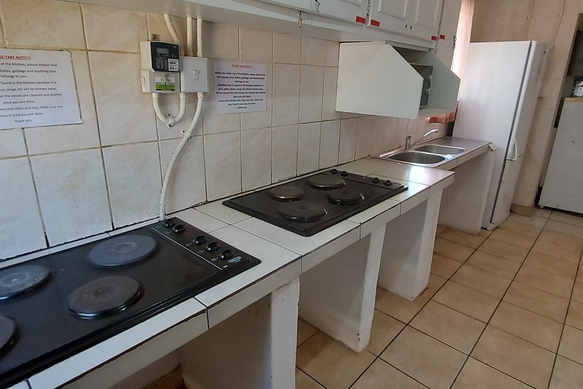 NFSAS-Approved Student Accommodation for 17 Students Brandwag, Bloemfontein - Photo 4