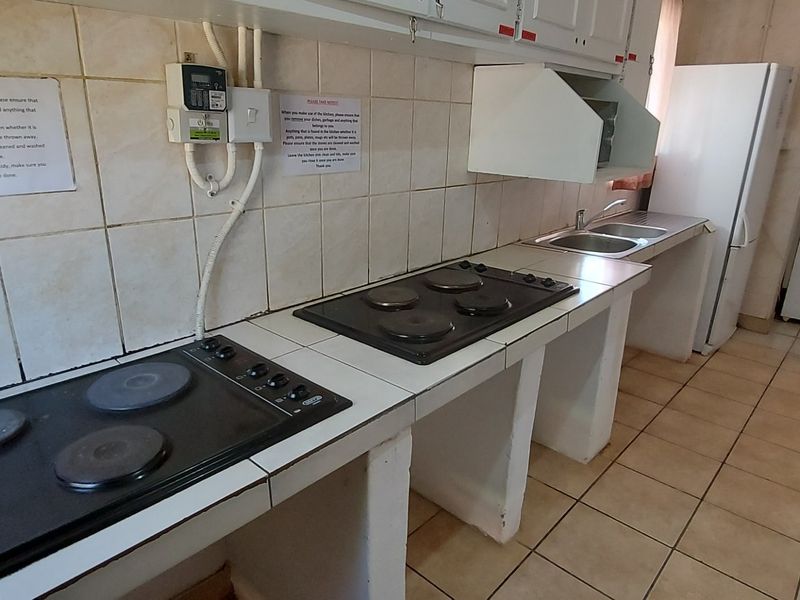 NFSAS-Approved Student Accommodation for 17 Students Brandwag, Bloemfontein - Photo 4