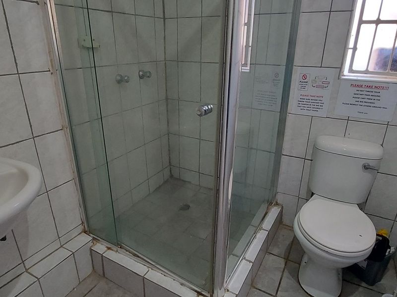 NFSAS-Approved Student Accommodation for 17 Students Brandwag, Bloemfontein - Photo 8