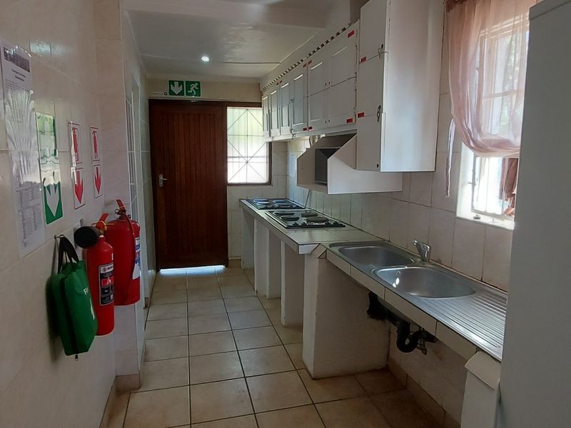NFSAS-Approved Student Accommodation for 17 Students Brandwag, Bloemfontein - Photo 7