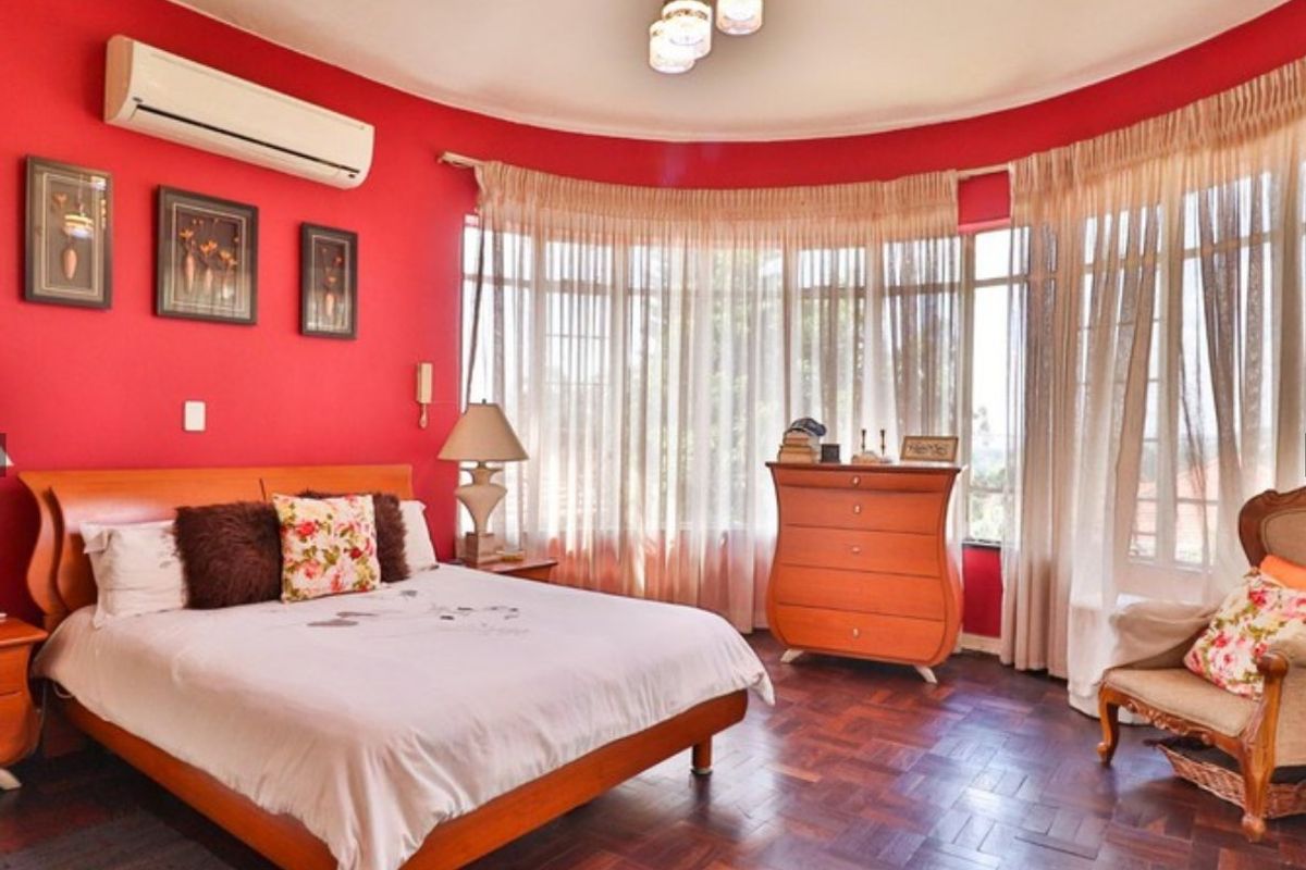 A well-positioned double storey house  - Photo 5