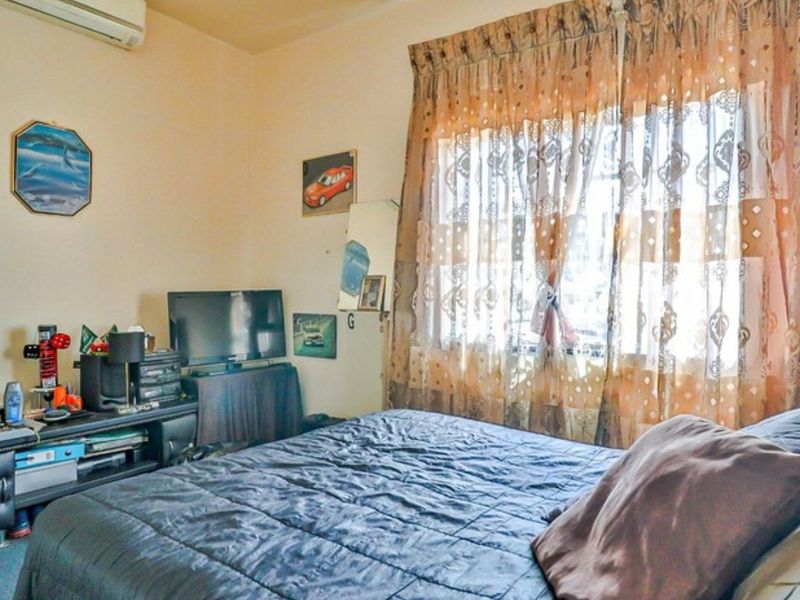 A well-positioned double storey house  - Photo 10