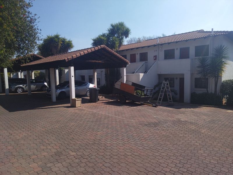 1 Bedroom townhouse for sale - Photo 10