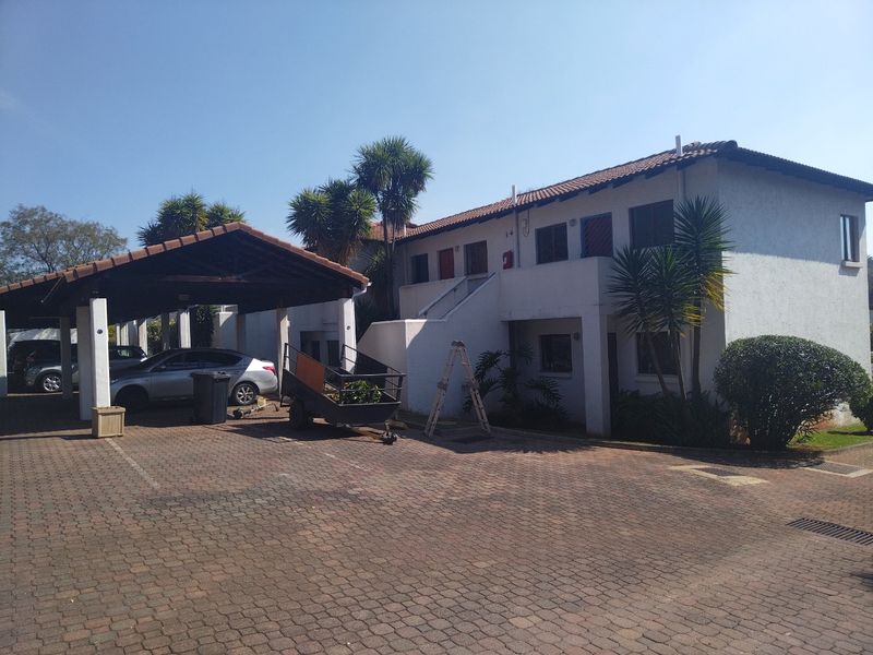 1 Bedroom townhouse for sale - Photo 8