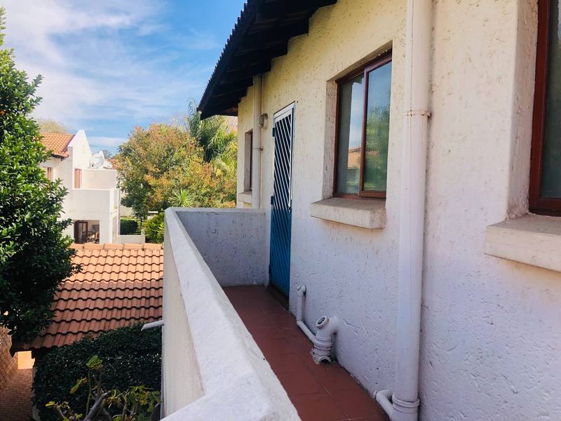 One bedroom upstairs apartment  - Photo 9