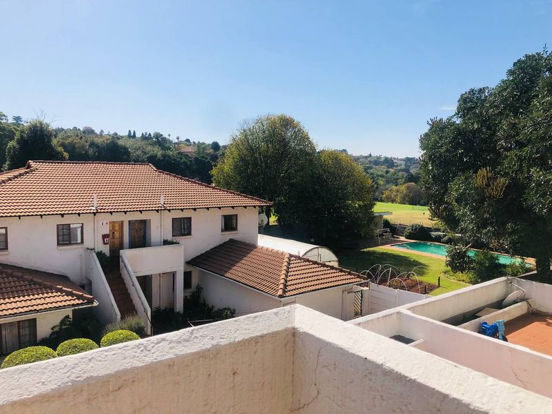 One bedroom upstairs apartment  - Photo 3