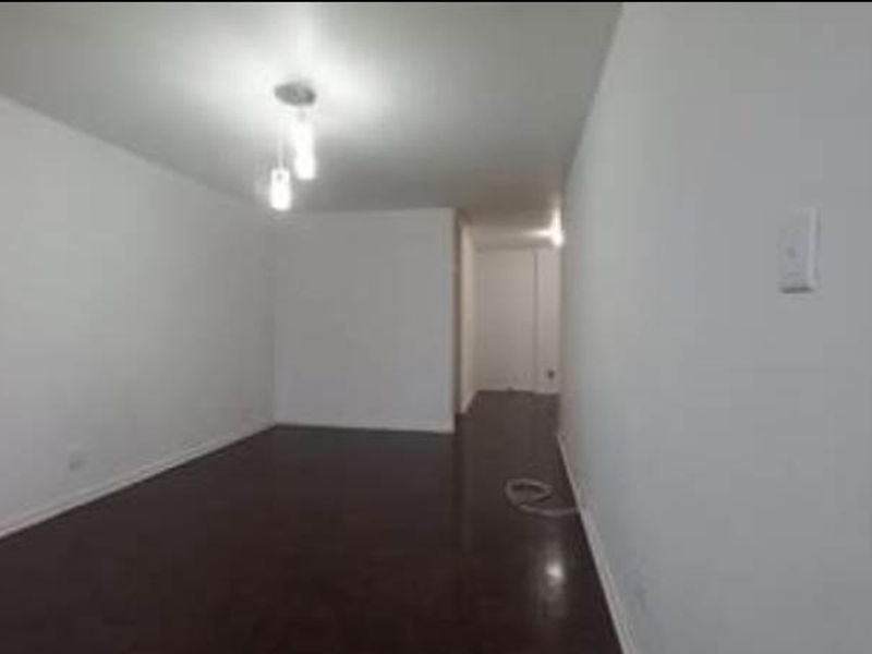 "Charming 1-Bed Flat with Secure Living" - Photo 6