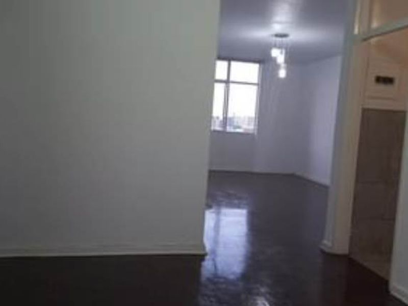 "Charming 1-Bed Flat with Secure Living" - Photo 4