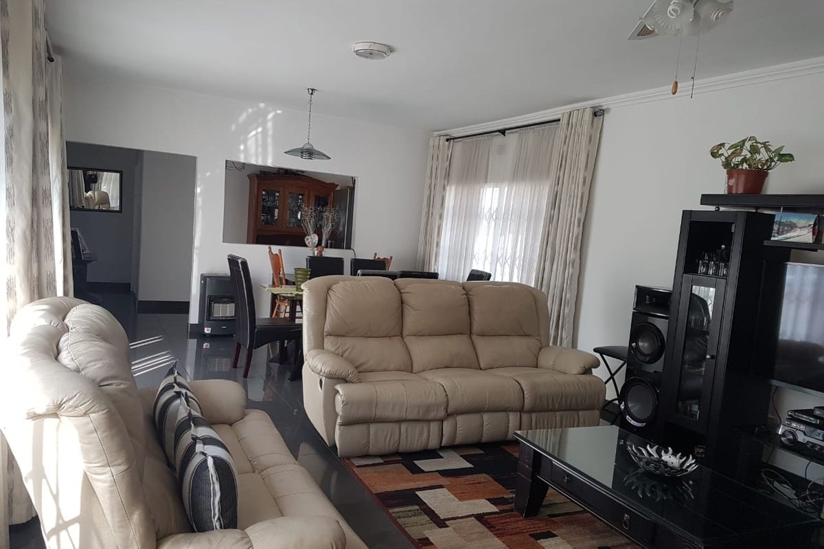 Spacious 4-Bedroom Home on Massive Stand with Granny Flat & Extras - Photo 2