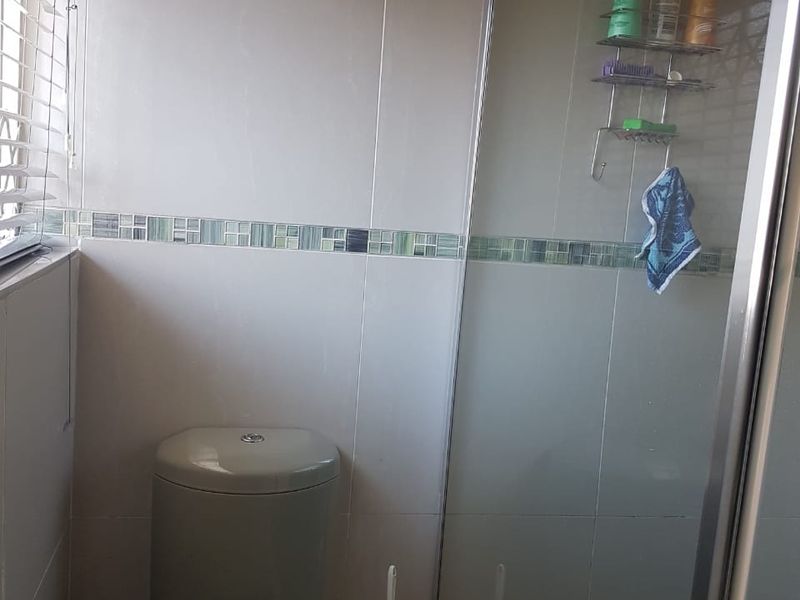 Spacious 4-Bedroom Home on Massive Stand with Granny Flat & Extras - Photo 4