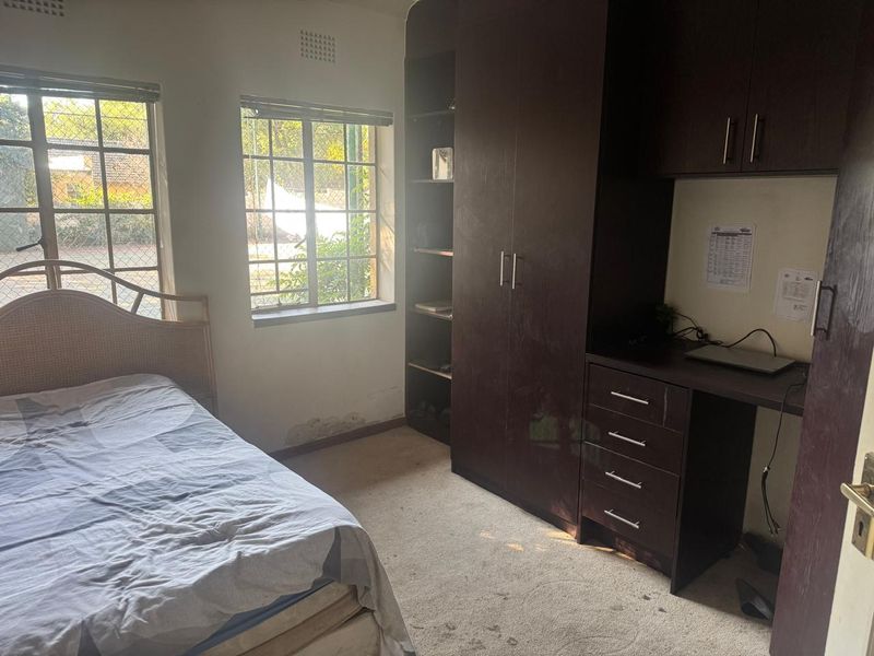 Spacious Family Home with Cottages and Excellent Features - Photo 8