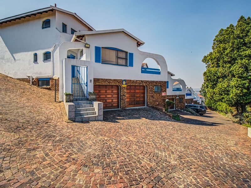 Modern 3-Bedroom Townhouse For Sale – Secure, Spacious, and Stylish Living - Photo 2
