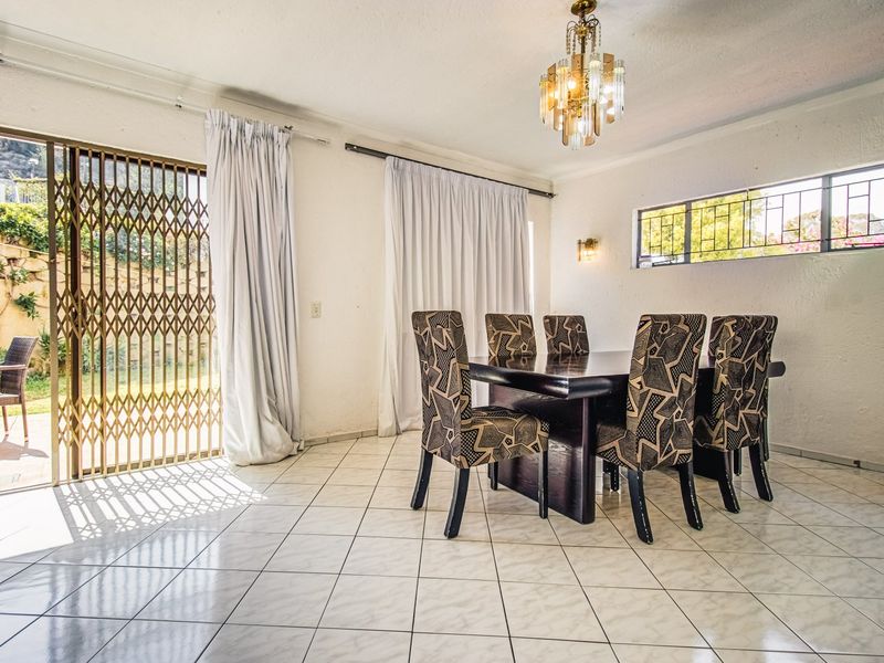 Modern 3-Bedroom Townhouse For Sale – Secure, Spacious, and Stylish Living - Photo 10