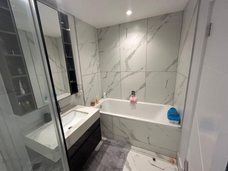 3 Bed Flat – Modern, Spacious & Pet-Friendly Living - Photo 6