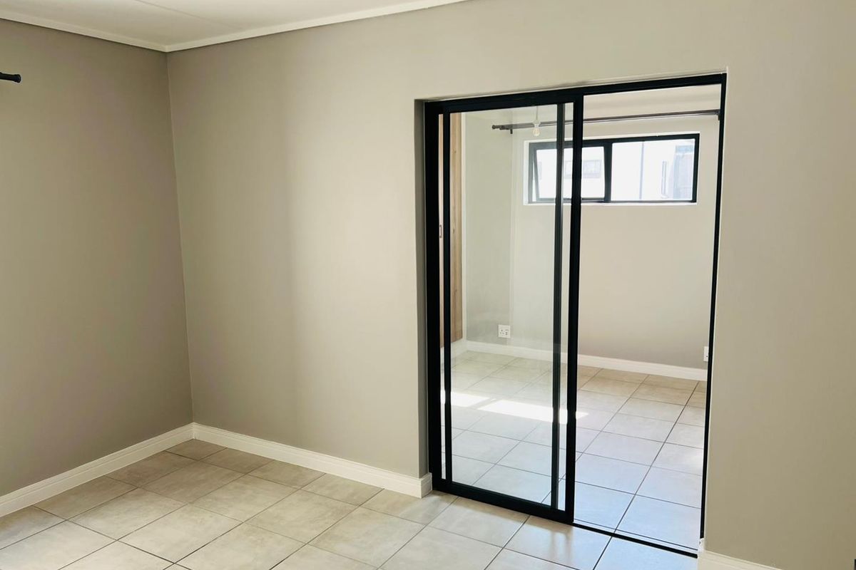 1 BEDROOM AND 1 BATHROOM APARTMENT FOR SALE IN LINBRO PARK!! CALL US NOW - Photo 5