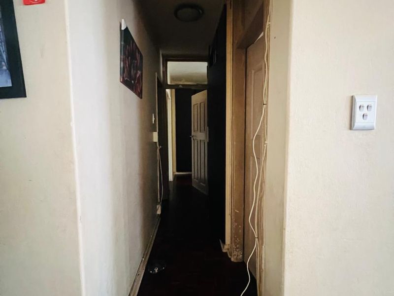 2 Bedrooms, 2 Bathrooms Apartment For Sale In Durban Central, Durban  - Photo 5