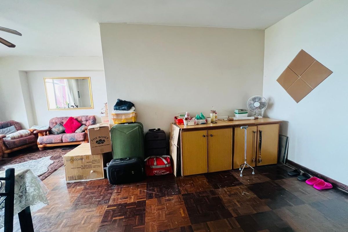 A Studio Apartment For Sale In Durban Central, Durban - Photo 5