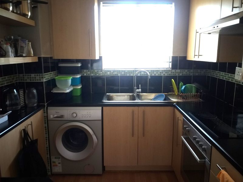 Paulshof : 2 Bedroom Apartment for Rent : Occupation Immediately or 1 January 2026 - Photo 6