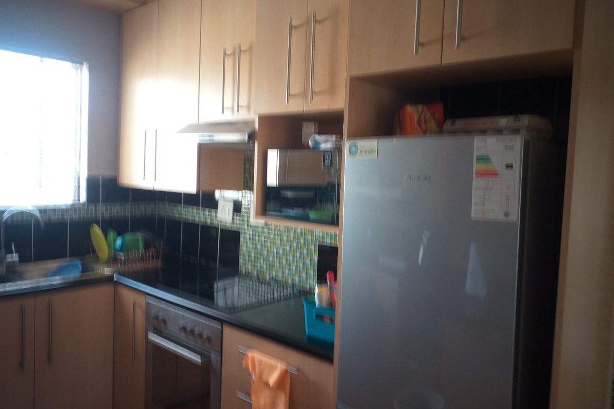 Paulshof : 2 Bedroom Apartment for Rent : Occupation Immediately or 1 January 2026 - Photo 4