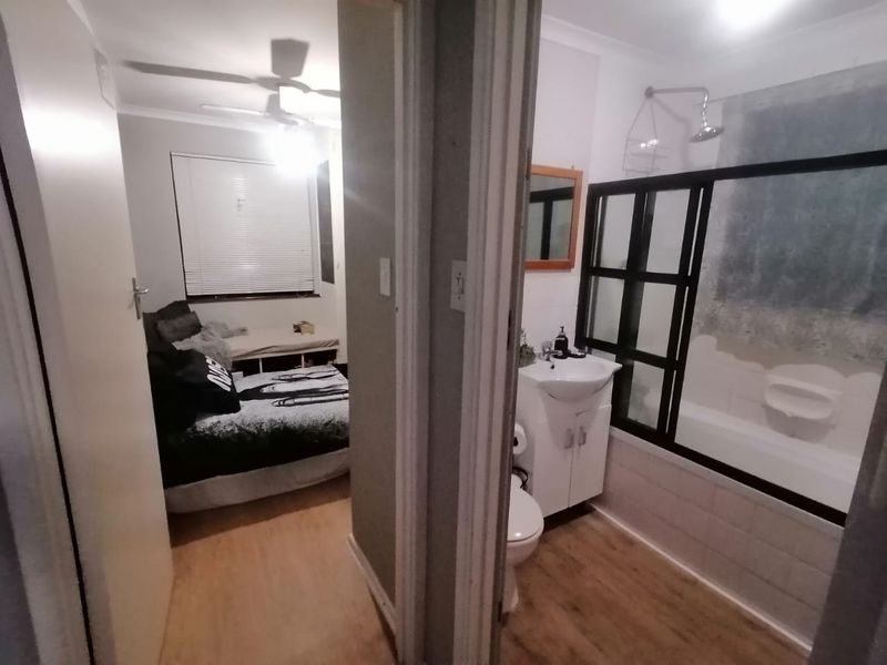 2 bedroom Home - Photo 7