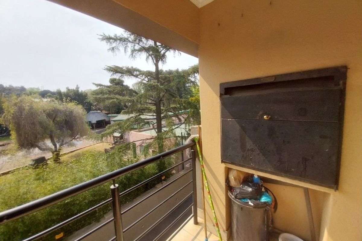 Modern 2-Bedroom Duplex with 24-Hour Security & Stylish Finishes - Photo 4