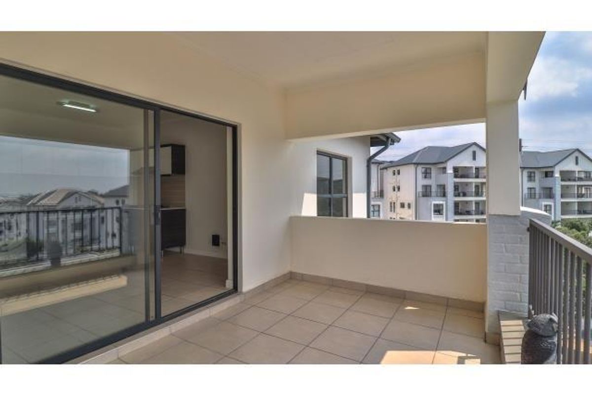 Modern 1-Bedroom Townhouse with Excellent Amenities - Photo 4