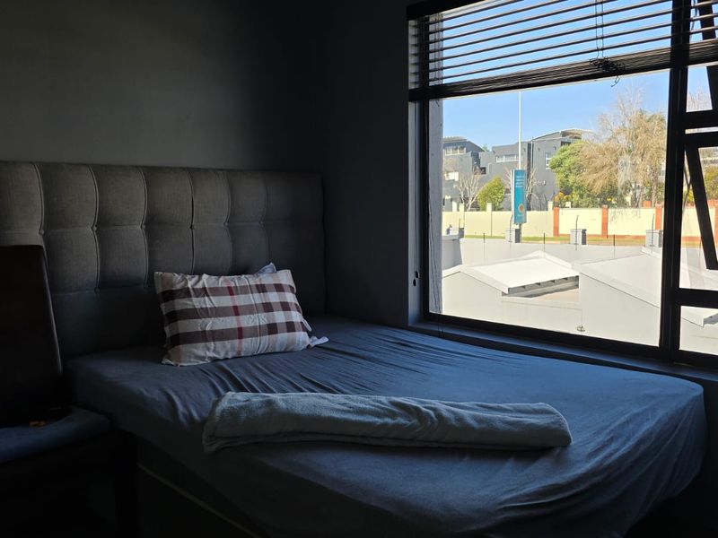 Secure 2-Bedroom Townhouse in Estate Setting - Photo 3