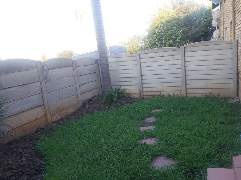 2 bedroom 1 bathroom Ground floor unit up for grabs  - Photo 3