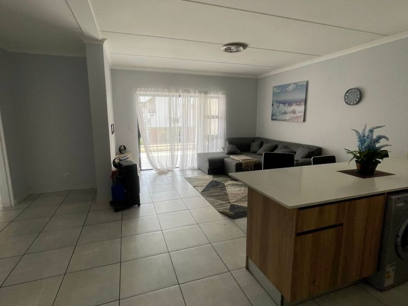 TWO BEDROOMS AND TWO BATHROOMS - Photo 7