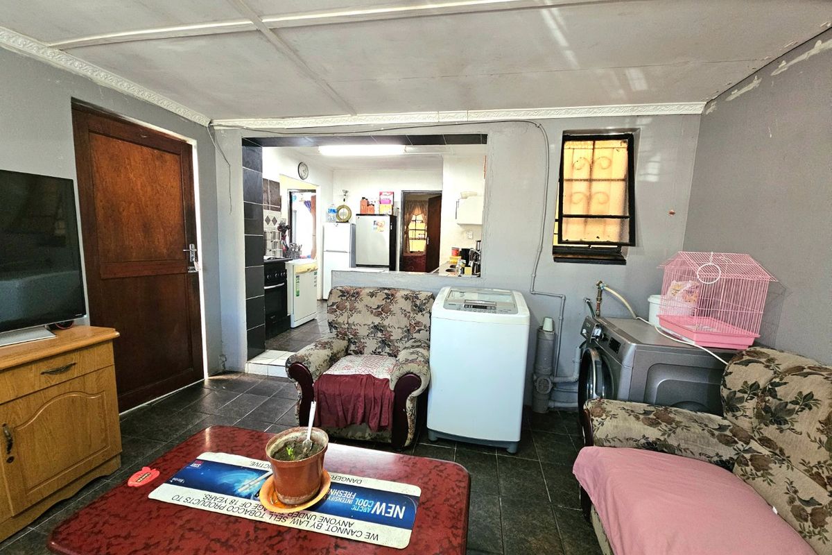 Lovely four bedroom family home  - Photo 5