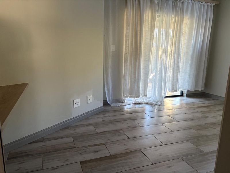 3 Bedroom Ground floor apartment for Rental in Carlswald  - Photo 9