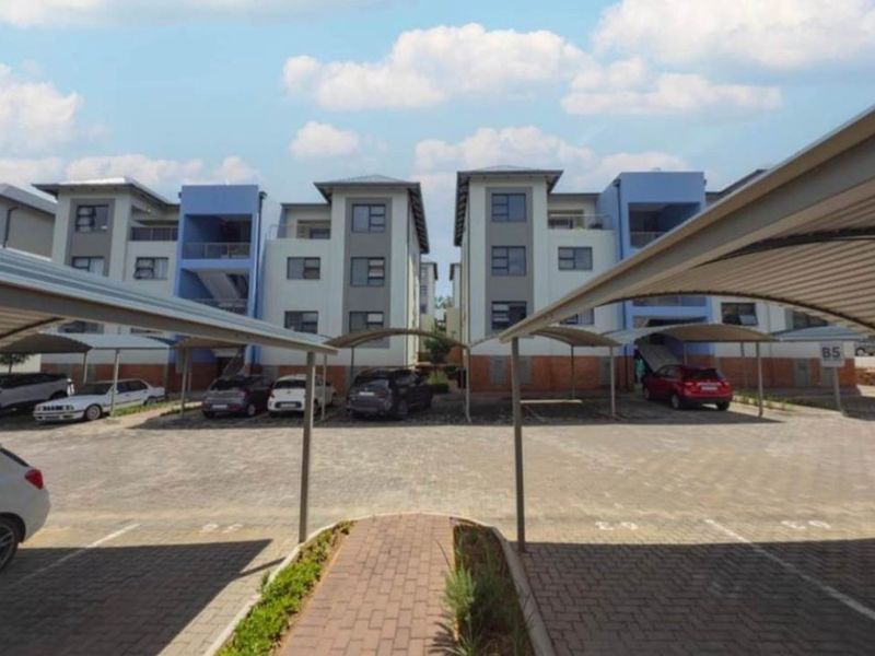 3 Bedroom Ground floor apartment for Rental in Carlswald  - Photo 2