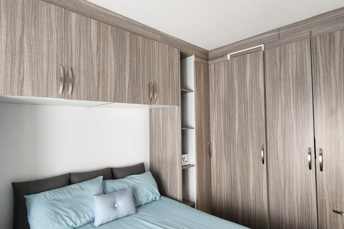 "Charming 2-Bedroom Flat with Modern Amenities" - Photo 4