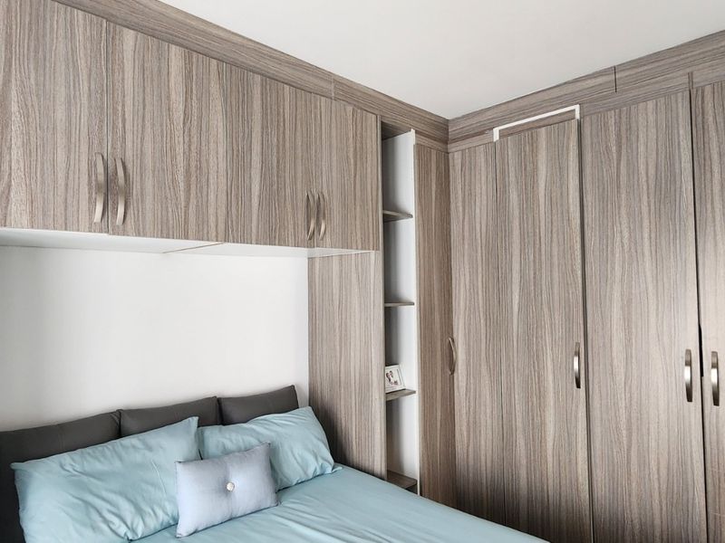 "Charming 2-Bedroom Flat with Modern Amenities" - Photo 4