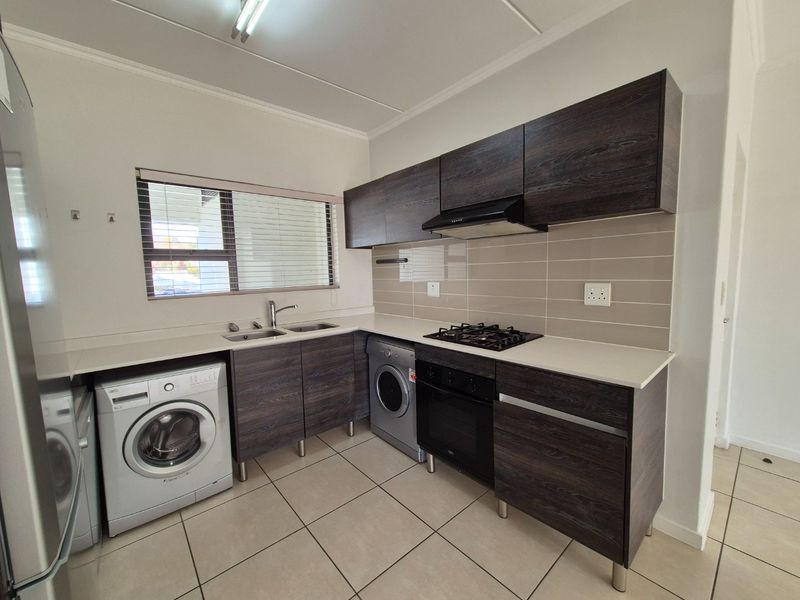 2 Bed Simplex – Spacious, Secure & Pet-Friendly - Photo 1