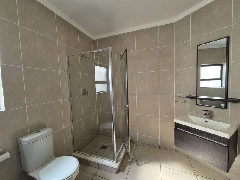 2 Bed Simplex – Spacious, Secure & Pet-Friendly - Photo 8