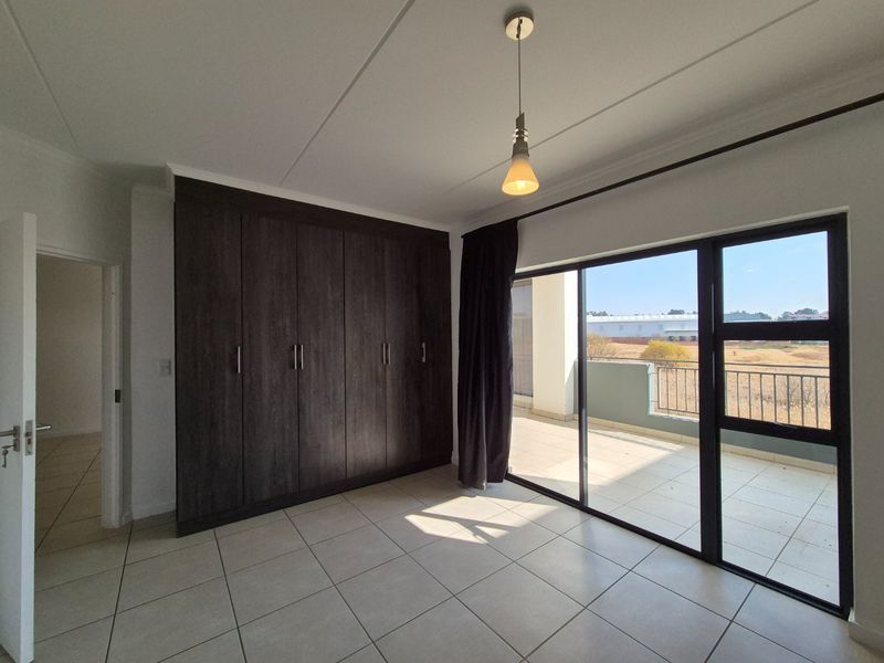 2 Bed Simplex – Spacious, Secure & Pet-Friendly - Photo 4
