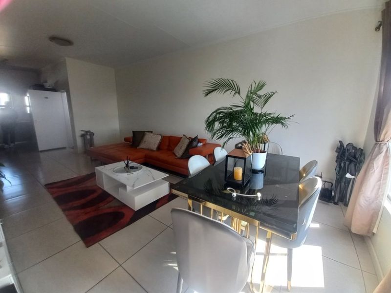 2 Bed Flat – Modern Comfort in a Pet-Friendly Complex - Photo 7