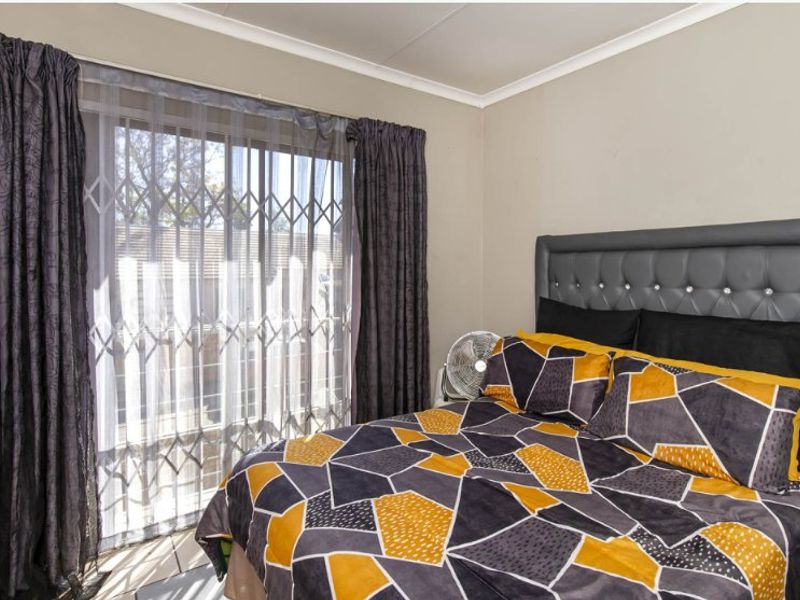 Comfortable living - Photo 9