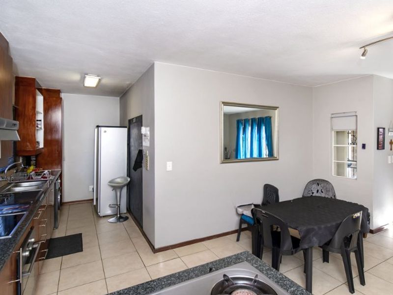 Comfortable living - Photo 7
