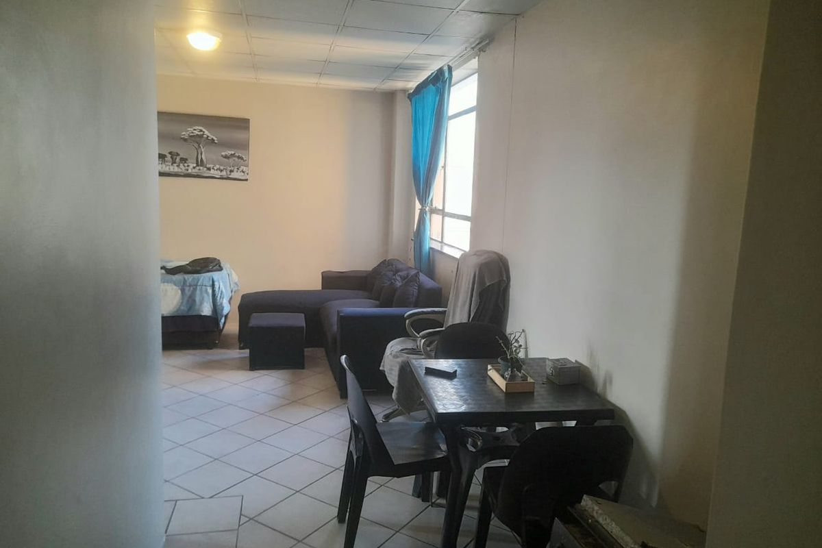 1 Bedroom, 1 Bathroom For Sale In Durban Central, Durban - Photo 4