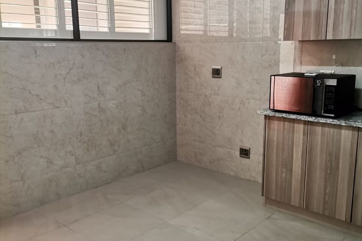 2 Bedrooms, 1 Bathroom Apartment For Sale In North Beach, Durban - Photo 3