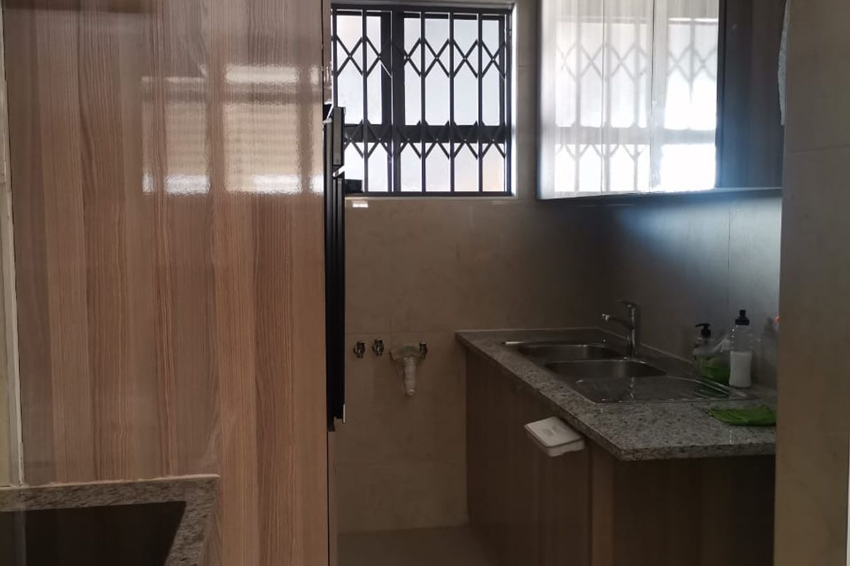 2 Bedrooms, 1 Bathroom Apartment For Sale In North Beach, Durban - Photo 4