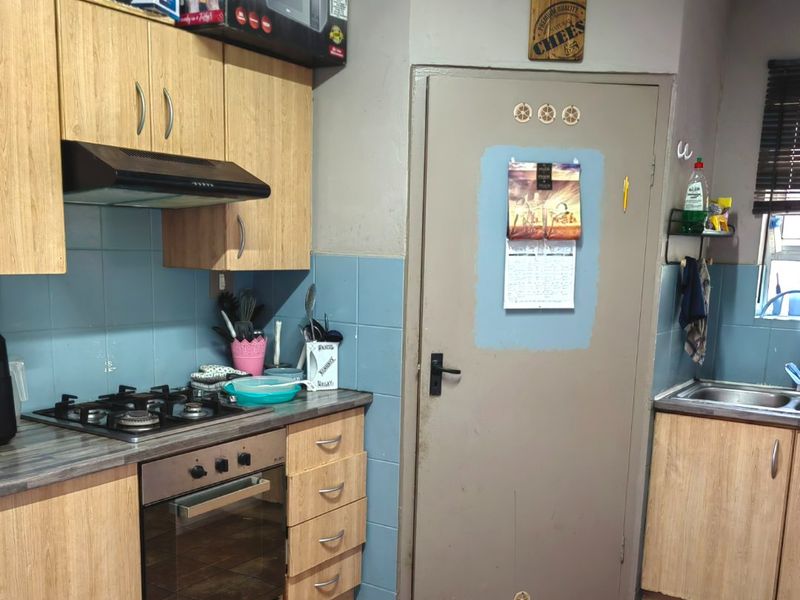 3 Bedroom House for Sale C Place - Photo 9