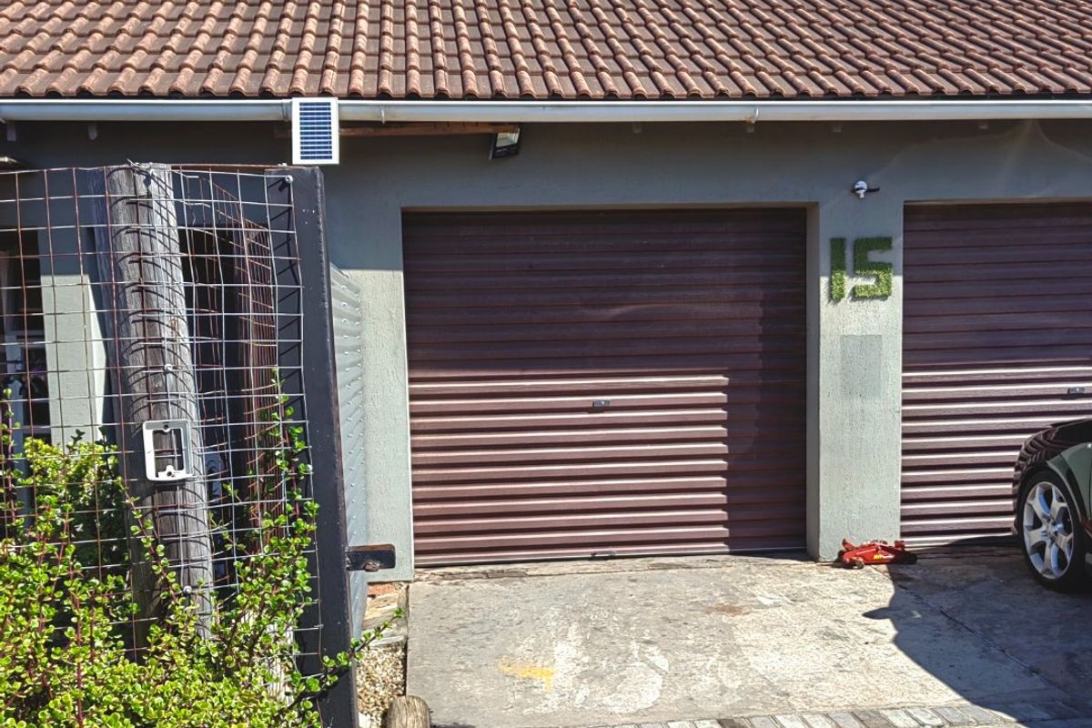 3 Bedroom House for Sale C Place - Photo 2