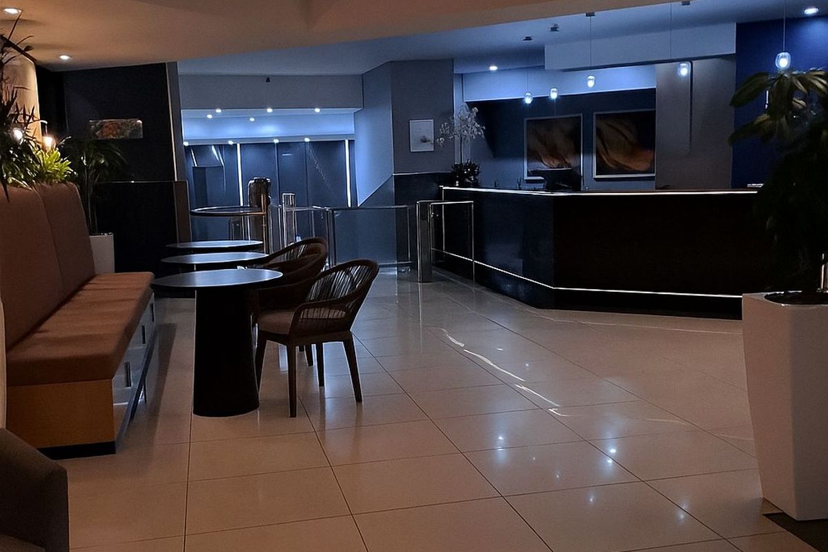 1 Bedroom and 1 Bathroom Apartment for Rent - Photo 3