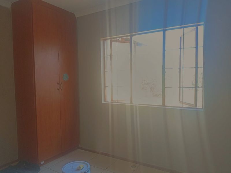 3 Bedroom House to Let - Photo 9