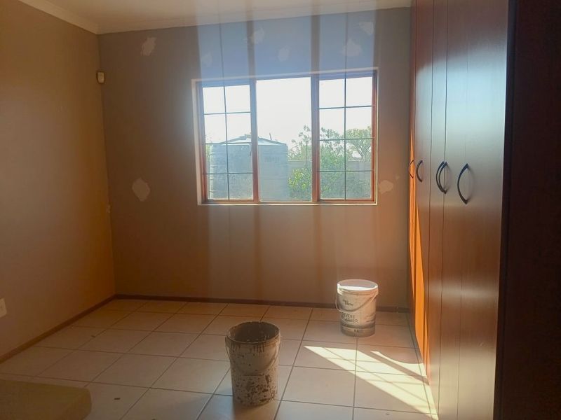 3 Bedroom House to Let - Photo 8